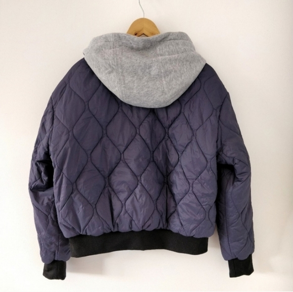 NEW DKNY reversible logo bomber jacket size Small - Picture 3 of 6